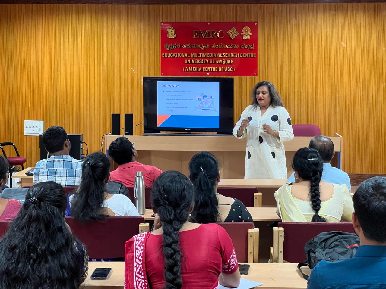 Prof. Sapna, Director of EMRC, served as a resource person for the 24-day Faculty Induction Programme aimed at Assistant Professors