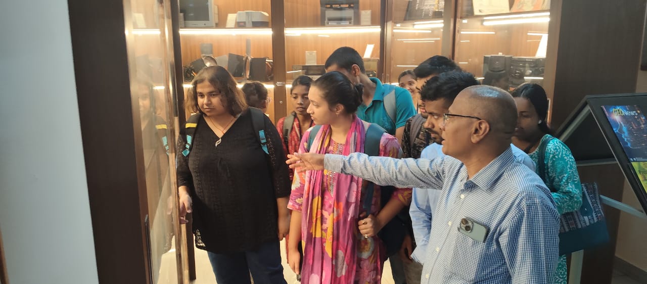 Students from the Educational Technology course, along with teachers from the Regional Institute of Education (RIE), Nellore, Andhra Pradesh, visited EMRC