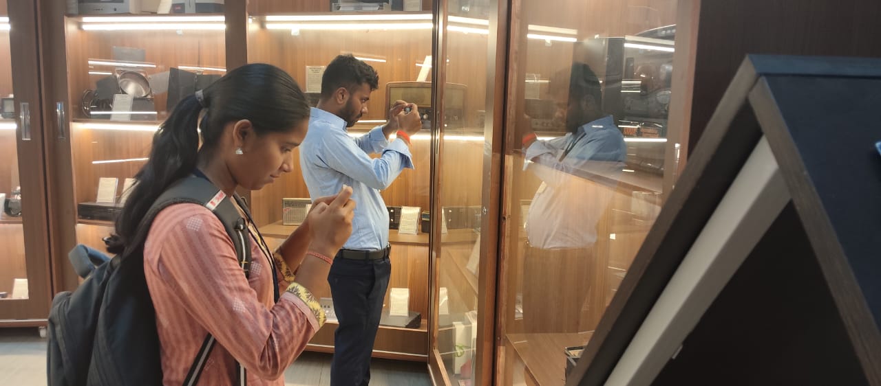 Students from the Educational Technology course, along with teachers from the Regional Institute of Education (RIE), Nellore, Andhra Pradesh, visited EMRC