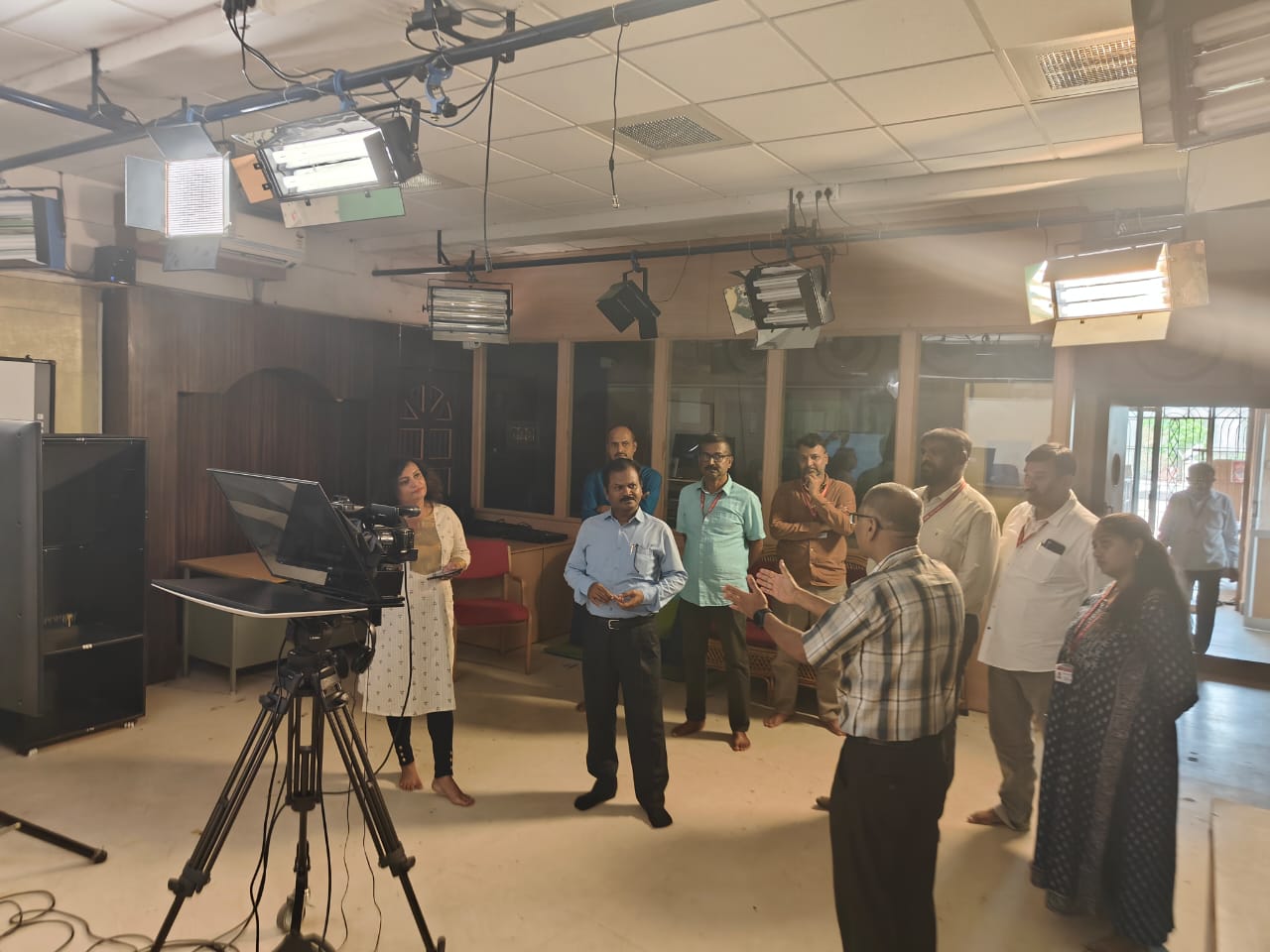 Dr Arulchelvan Sriram, Director, EMRC Anna University, Chennai visited EMRC Mysore on an official visit