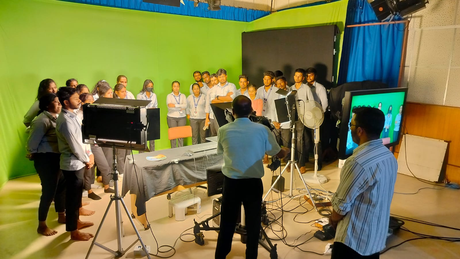 Journalism and mass communication Students visited EMRC